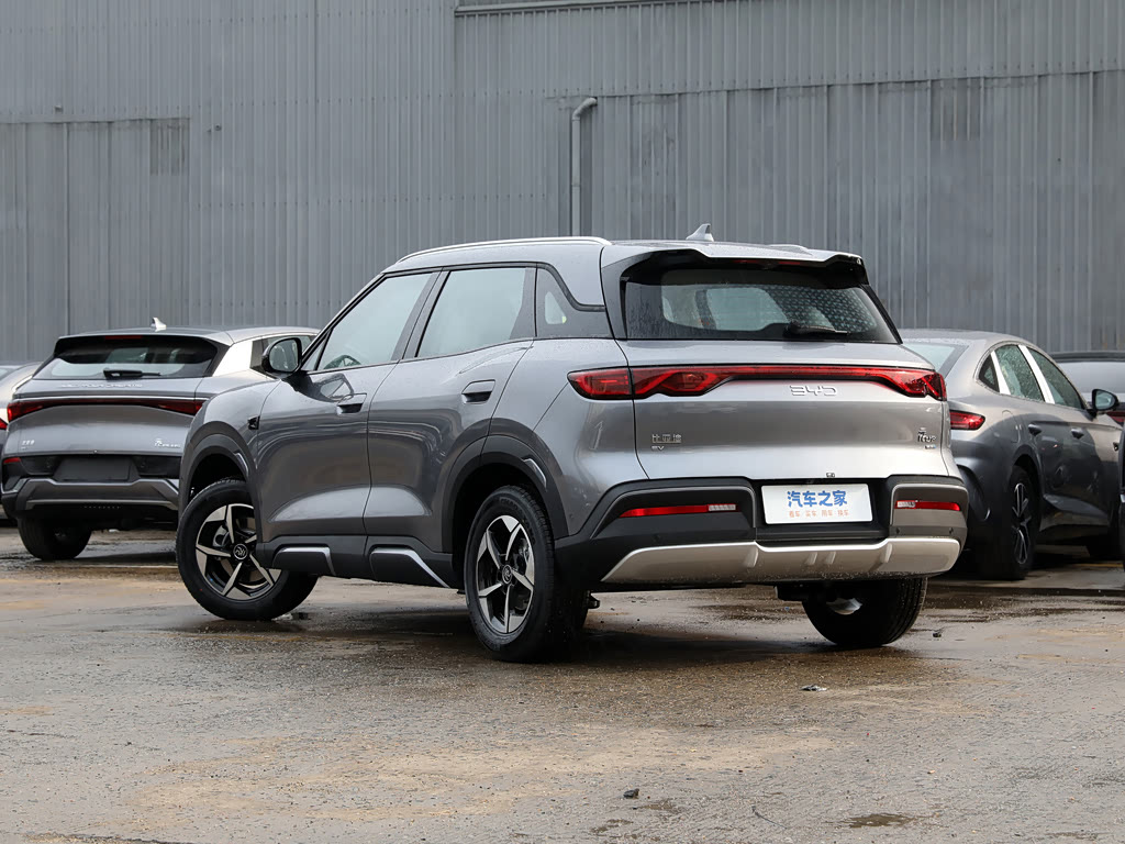 2025 BYD Yuan UP Image 4